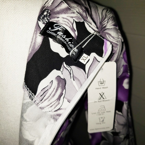 NWT Vintage Retro Style Dark Floral Dress - Picture 6 of 7